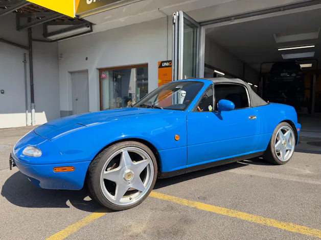 Mazda MX-5 1.6i-16