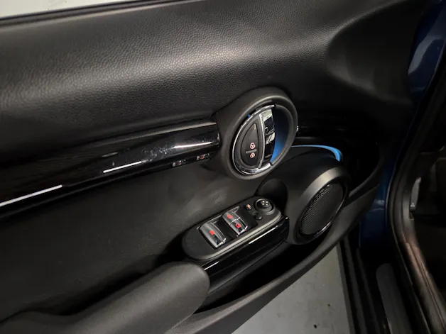 Mini Cabrio F57 1.5i Cooper
