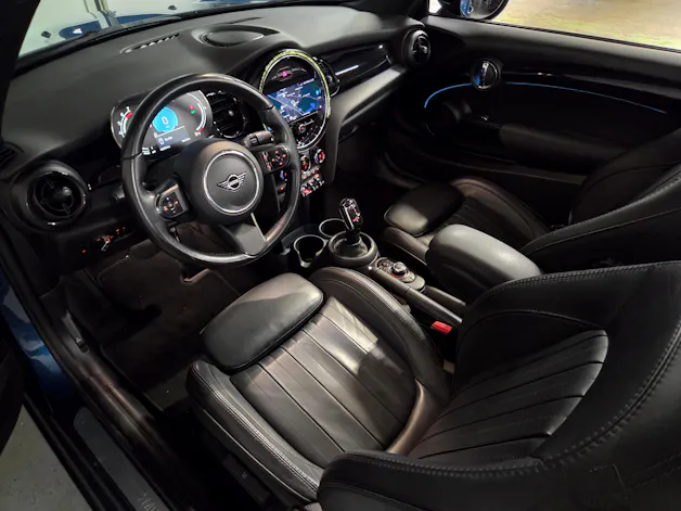 Mini Cabrio F57 1.5i Cooper