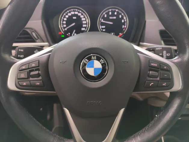 BMW X1 20i xDrive Sportline