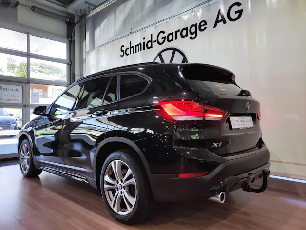 BMW X1 20i xDrive Sportline