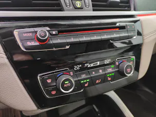 BMW X1 20i xDrive Sportline