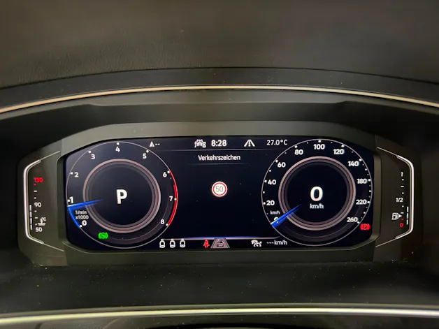 VW Tiguan 2.0TSI Elegance 4Motion DSG