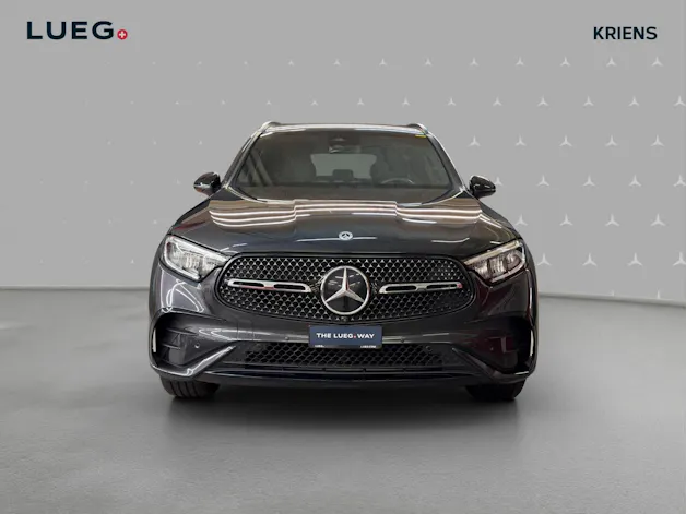 Mercedes-Benz GLC 200 4M - AMG / 360 Grad Kamera / Soundsytem / 20 Zoll Räder / metallic