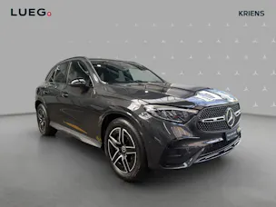 MERCEDES-BENZ GLC 200 4M - AMG / 360 Grad Kamera / Soundsytem / metallic