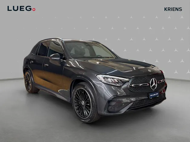 Mercedes-Benz GLC 200 4M - AMG / 360 Grad Kamera / Soundsytem / 20 Zoll Räder / metallic