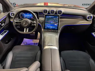 MERCEDES-BENZ GLC 200 4M - AMG / 360 Grad Kamera / Soundsytem / metallic