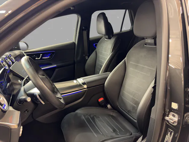 Mercedes-Benz GLC 200 4M - AMG / 360 Grad Kamera / Soundsytem / 20 Zoll Räder / metallic