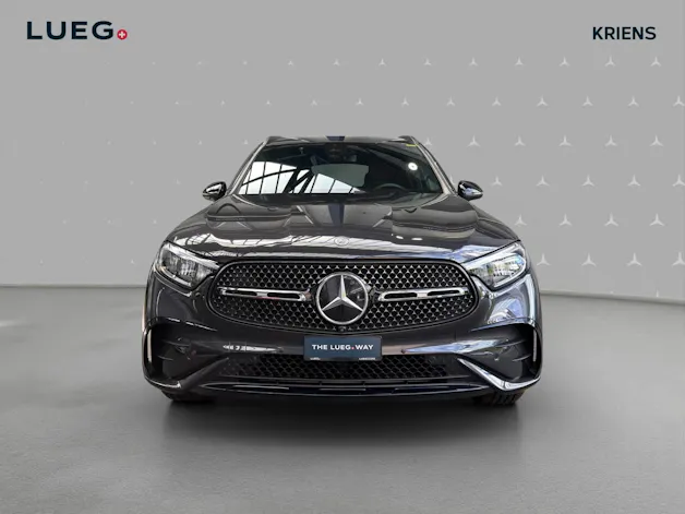 MERCEDES-BENZ GLC 200 4M - AMG / 360 Grad Kamera / Soundsytem / metallic
