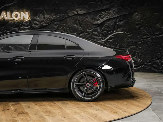 Mercedes-Benz CLA 45 S AMG 4Matic+ 8G-DCT *Aeropaket*Panorama*Multibeam LED*