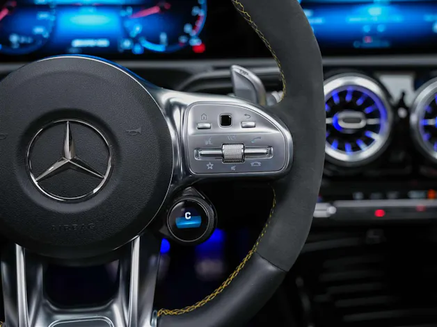Mercedes-Benz CLA 45 S AMG 4Matic+ 8G-DCT *Aeropaket*Panorama*Multibeam LED*