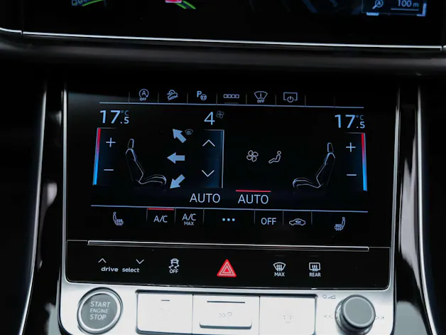 Audi Q7 45 TDI quattro tiptronic *7 Plätzer*22" Felgen*Head Up*360° Kamera*