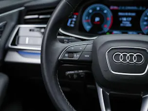 AUDI Q7 45 TDI quattro tiptronic *7 Plätzer*22" Felgen*Head Up*360° Kamera*