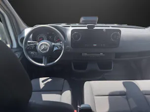 MERCEDES-BENZ Sprinter 319 CDI Standard 9G-TRONIC