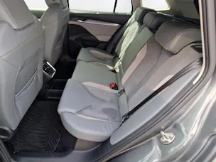 SKODA Enyaq iV 80x