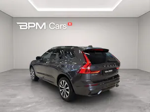 VOLVO XC60 2.0 B5 MH Plus Dark AWD