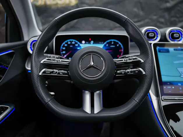 Mercedes-Benz GLC 300 d 4Matic AMG Line 9G-Tronic *Panorama*Abstandsregler*21" Felgen*