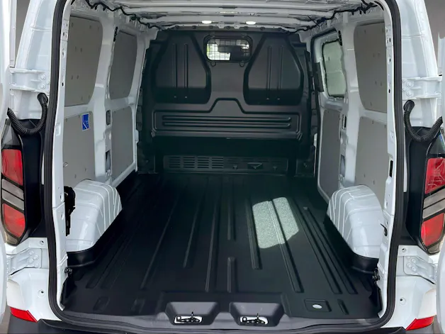 FORD Transit C Van 320 L1 2.0 EcoBlue 136 Trend 4x4