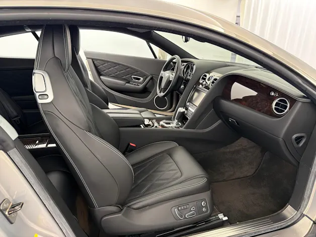 Bentley Continental GT 6.0 W12