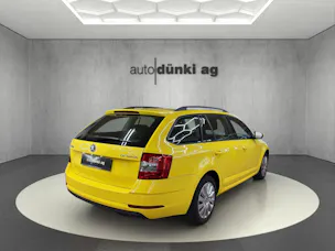 SKODA Octavia Combi 1.5 TSI Ambition DSG