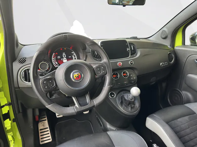 Fiat 595 Abarth 1.4 T-Jet 180 Competizione
