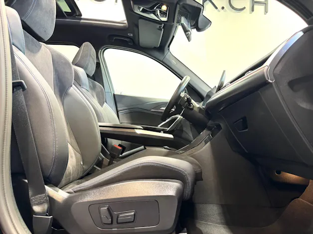 BMW X1 23d xDrive paddles