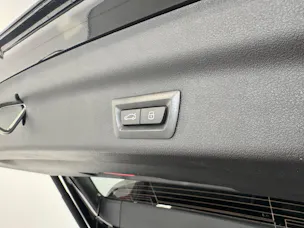 BMW X1 23d xDrive paddles