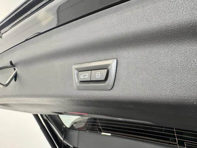 BMW X1 23d xDrive paddles