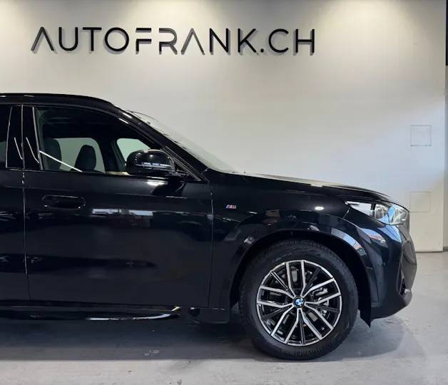 BMW X1 23d xDrive paddles