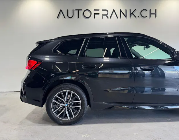 BMW X1 23d xDrive paddles