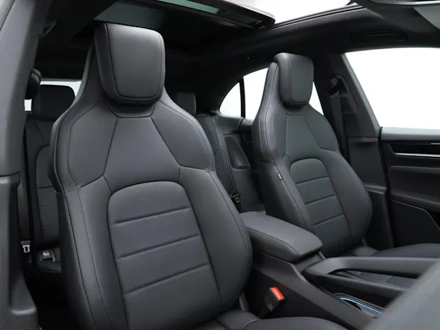 Porsche Macan 4