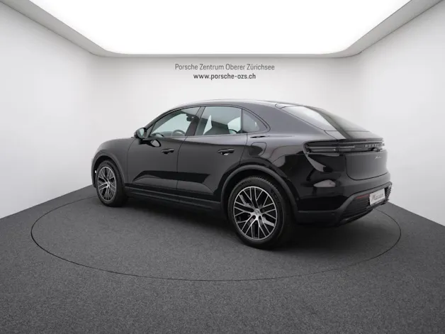 Porsche Macan 4