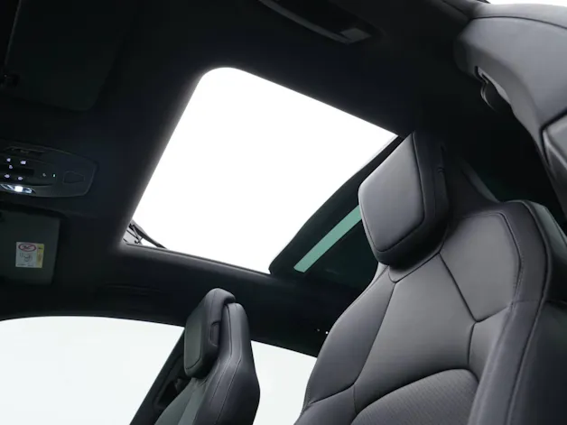 Porsche Macan 4