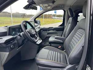 FORD Transit Custom Kombi 320 L1 2.0 EcoBlue 170 Trail 4x4