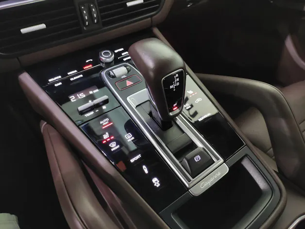 Porsche Cayenne 3.0 V6
