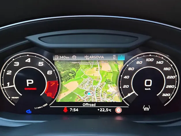 Audi RSQ8 quattro Waitomoblau Metallic