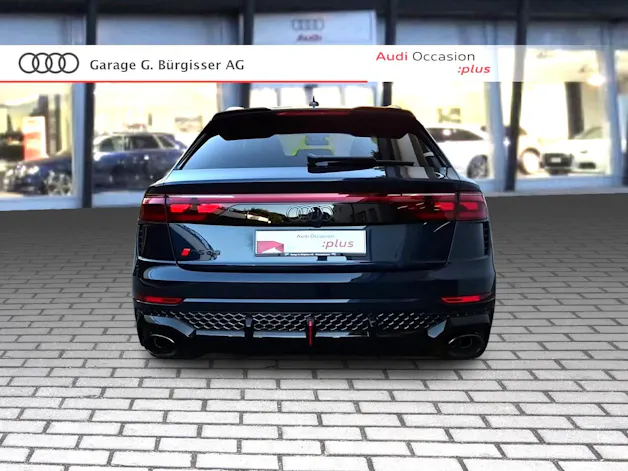 Audi RSQ8 quattro Waitomoblau Metallic