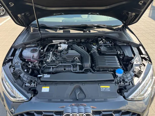 AUDI A3 Sportback TFSI 110 kW advanced Attraction S-tronic