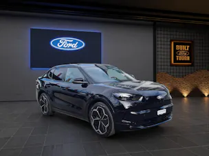FORD Capri Extended Range (79 kWh) Premium AWD 4x4 AUTOMAT