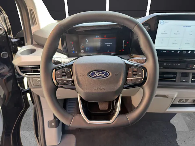 Ford Tourneo Custom 320 L2 2.0 EcoBlue 170 Titanium