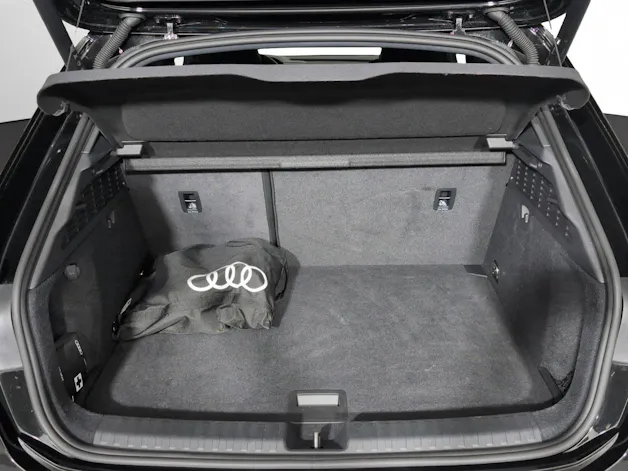 AUDI A3 Sportback 45 TFSI e S line Attraction S-tronic