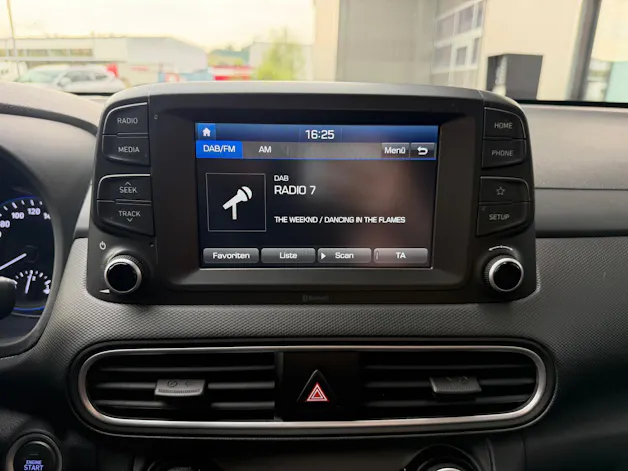 Hyundai Kona 1.0 T-GDi Launch 2WD