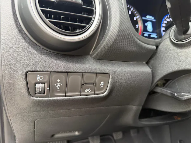 Hyundai Kona 1.0 T-GDi Launch 2WD