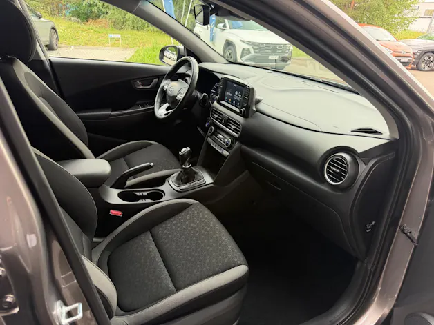 Hyundai Kona 1.0 T-GDi Launch 2WD