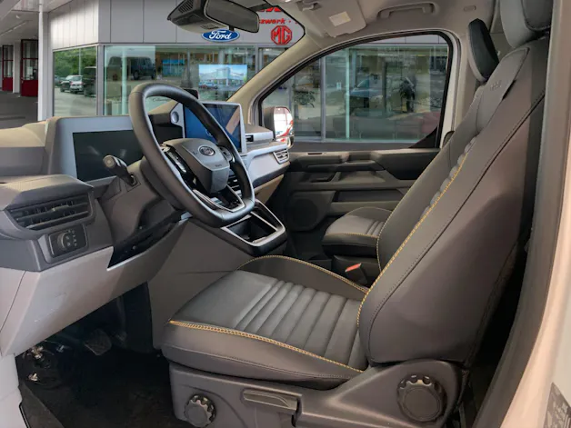 Ford Transit C Kombi 320 L2 136 Trail 4x4