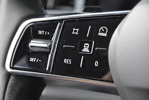 RENAULT Rafale 1.2 E-Tech Plug-in Atelier Alpine