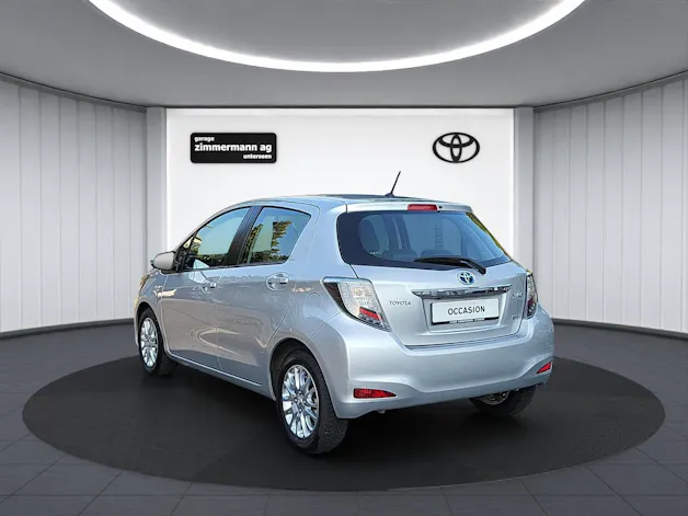 Toyota Yaris 1.5 VVT-i HSD Sol