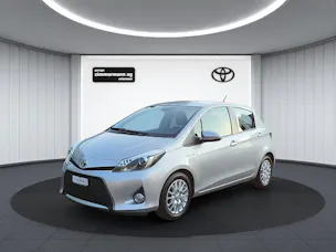 Toyota Yaris 1.5 VVT-i HSD Sol