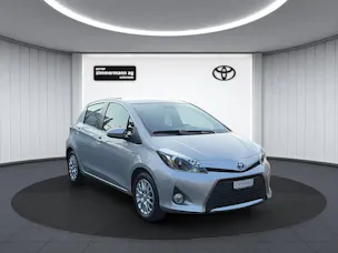 Toyota Yaris 1.5 VVT-i HSD Sol