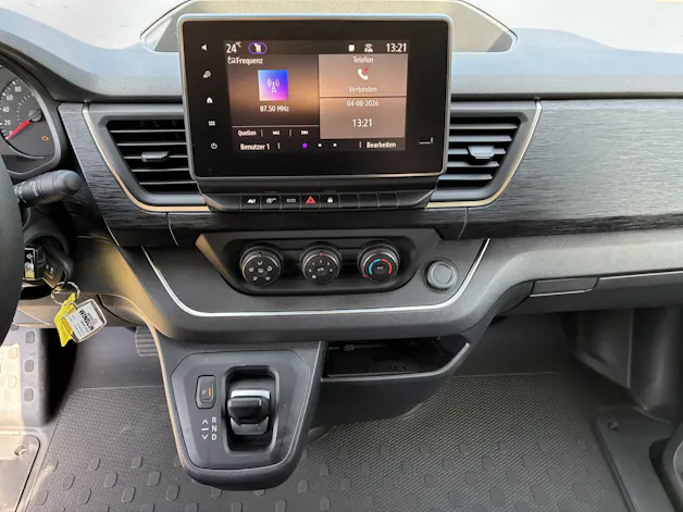 Renault Trafic Kaw. 3.0 t L2H1 150 PS Automat